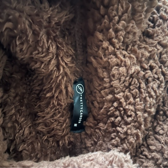 Bundle of Winter Sweaters (7 items)  - American Eagle, Old Navy, etc. , Medium - Picture 8 of 16